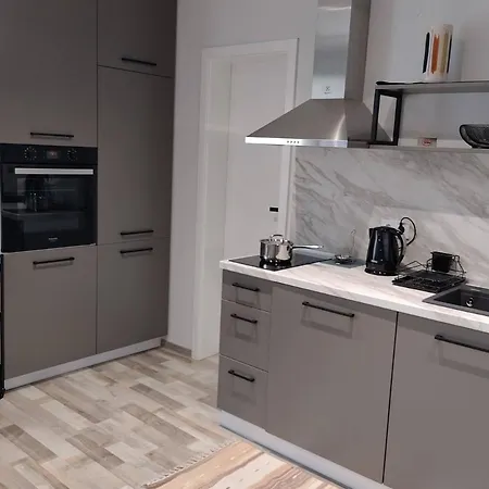 Bijoux In The Heart Of Sofia