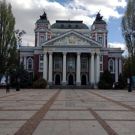 Апартамент Bijoux In The Heart Of София