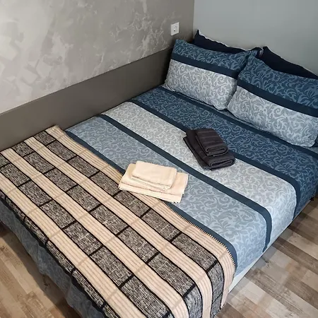 Bijoux In The Heart Of Апартамент София