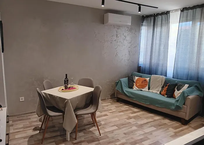 Bijoux In The Heart Of Sofia